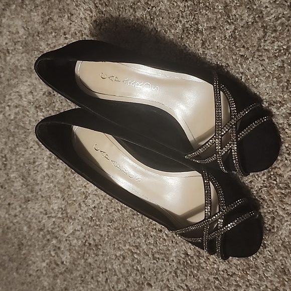 Caparros Eliza Black Satin Peep-Toe Pumps | Size 7 - Picture 1 of 6